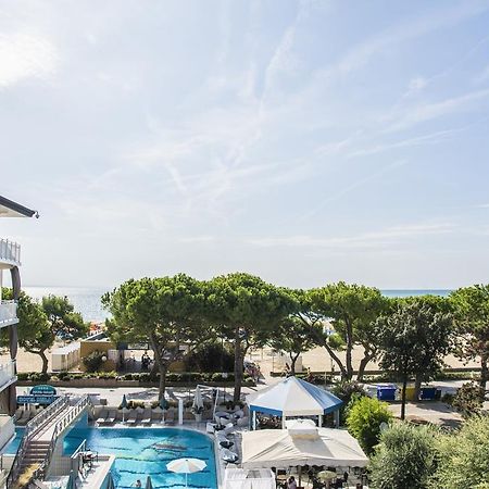 Hotel Miramare Lignano Sabbiadoro Ngoại thất bức ảnh
