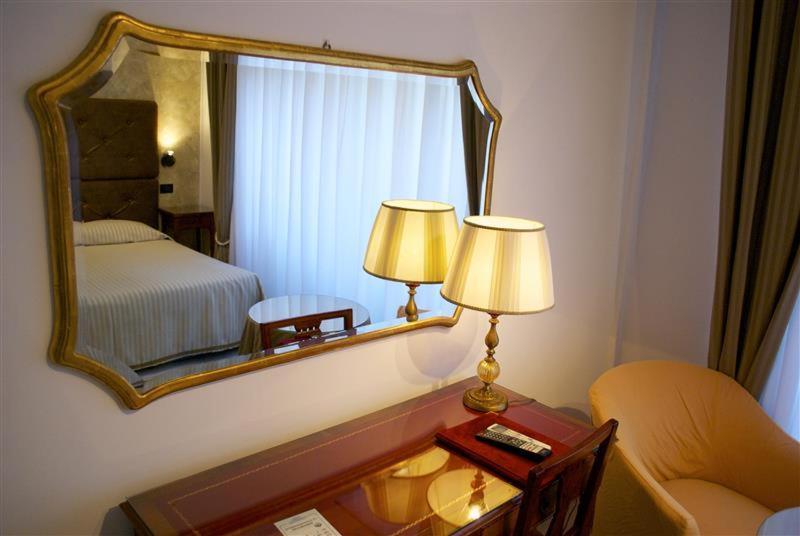 Hotel Miramare Lignano Sabbiadoro Ngoại thất bức ảnh