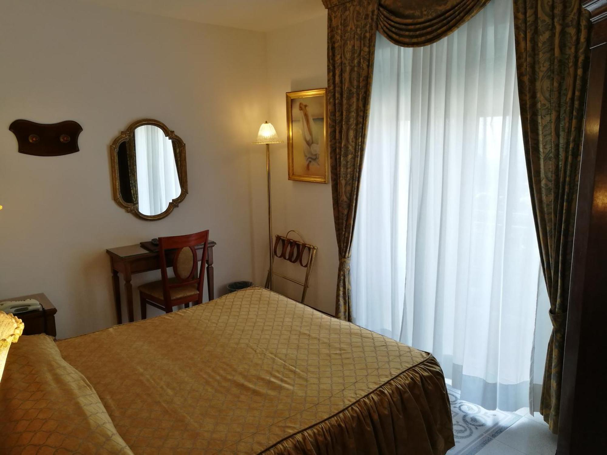 Hotel Miramare Lignano Sabbiadoro Ngoại thất bức ảnh