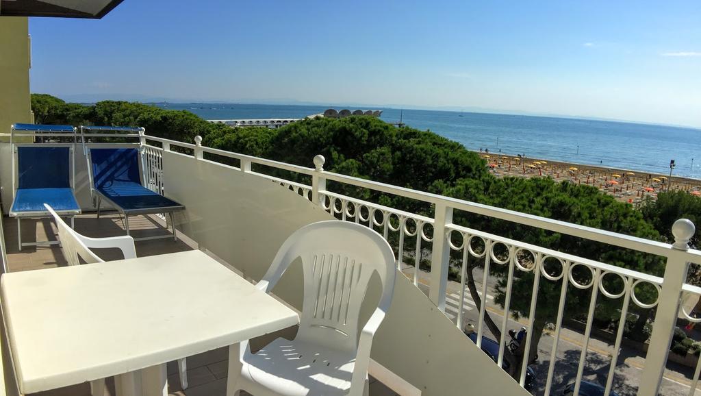 Hotel Miramare Lignano Sabbiadoro Ngoại thất bức ảnh