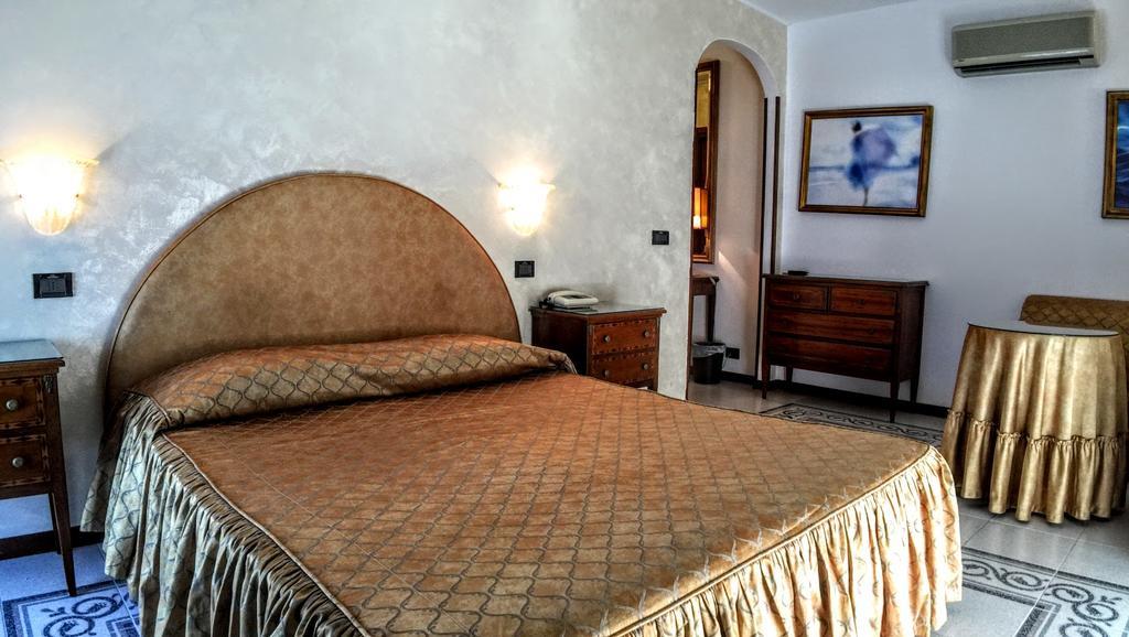 Hotel Miramare Lignano Sabbiadoro Ngoại thất bức ảnh