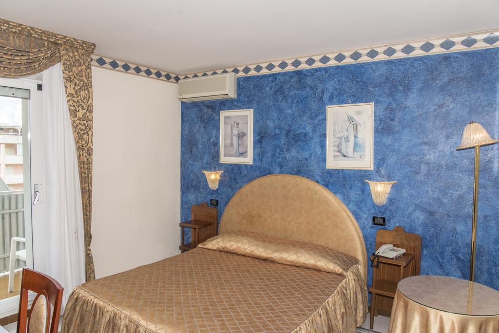 Hotel Miramare Lignano Sabbiadoro Ngoại thất bức ảnh