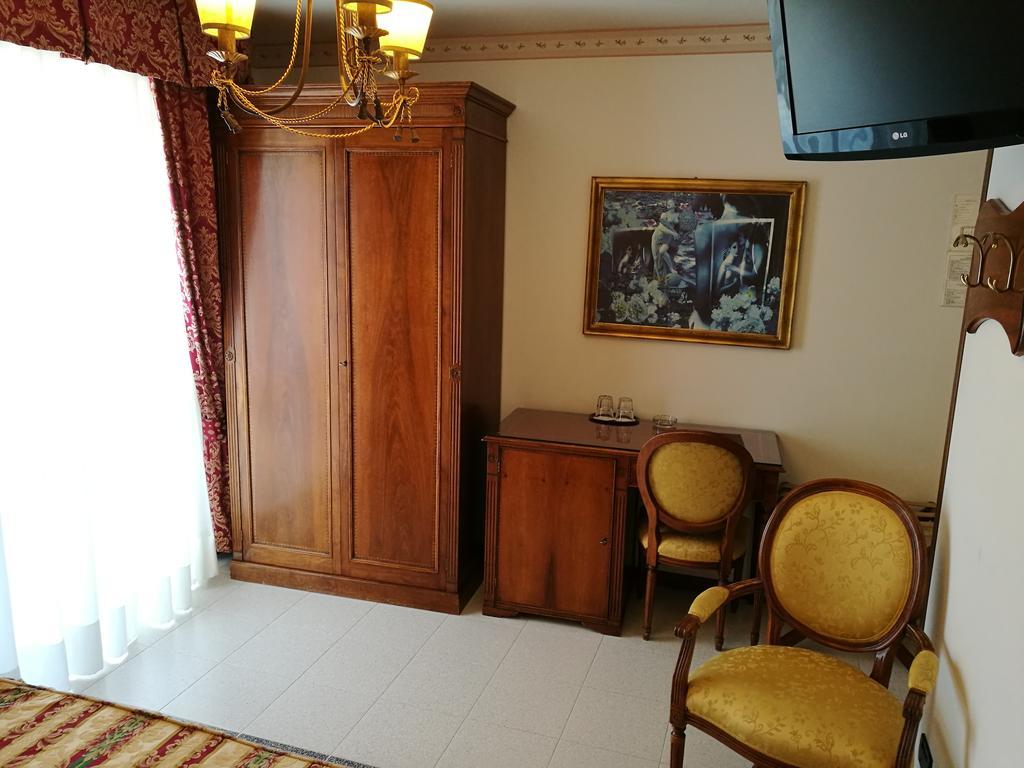 Hotel Miramare Lignano Sabbiadoro Ngoại thất bức ảnh