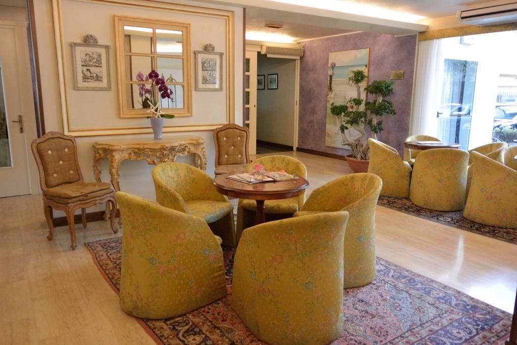 Hotel Miramare Lignano Sabbiadoro Ngoại thất bức ảnh